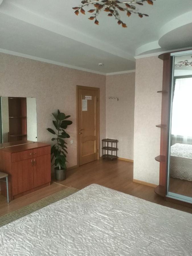 Витязево: Guest House Lukomorye