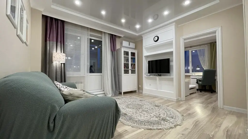 Иркутск: Квартира Трехкомнатная 78 м² 11/15 Этаж