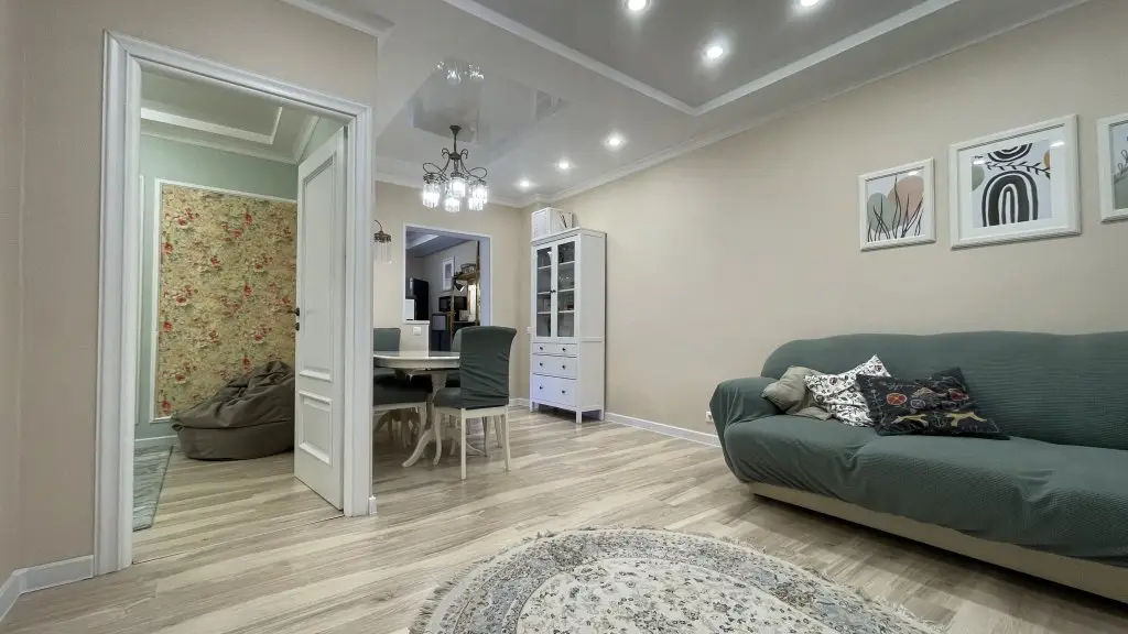 Иркутск: Квартира Трехкомнатная 78 м² 11/15 Этаж