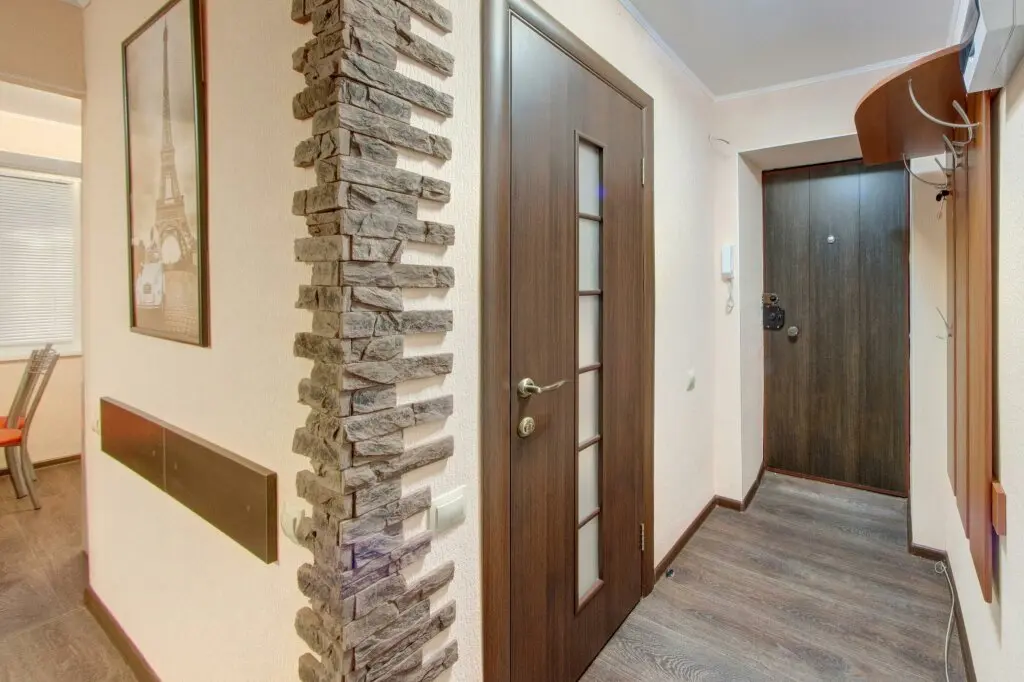 Челябинск: InnHome Apartments (ИннХоум) на улице Евтеева 5