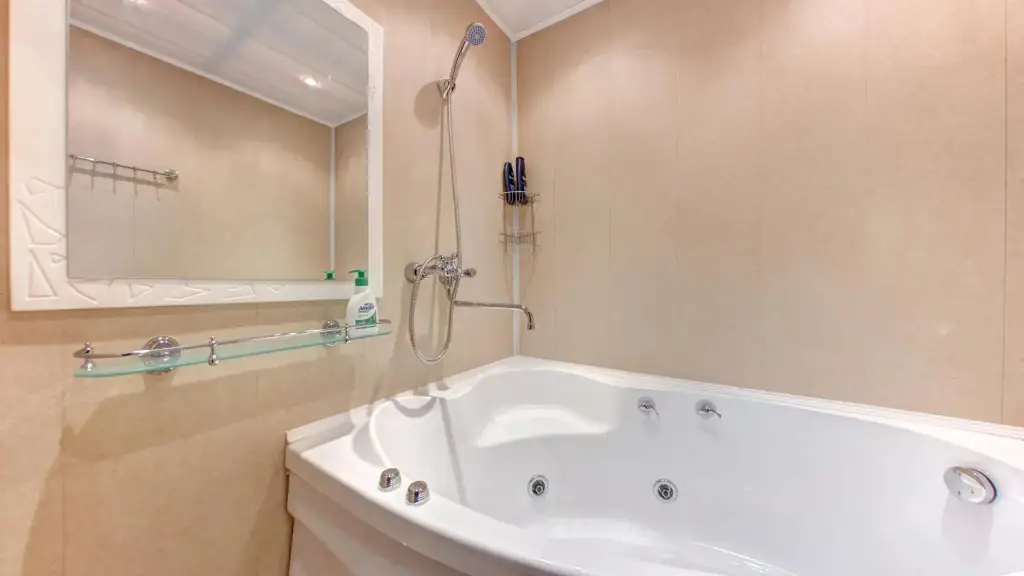Челябинск: InnHome Apartments (ИннХоум) на улице Российская