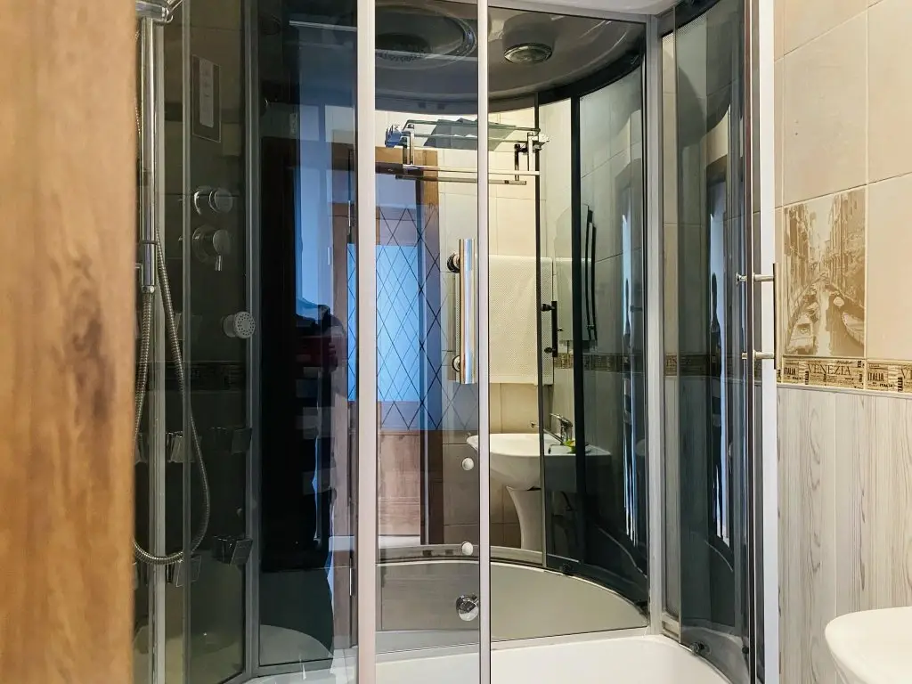 Челябинск: InnHome Apartments (ИннХоум) на проспекте Ленина 38