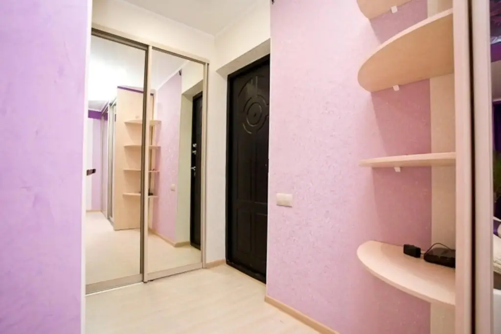 Челябинск: InnHome Apartments (ИннХоум) на улице Свободы 100