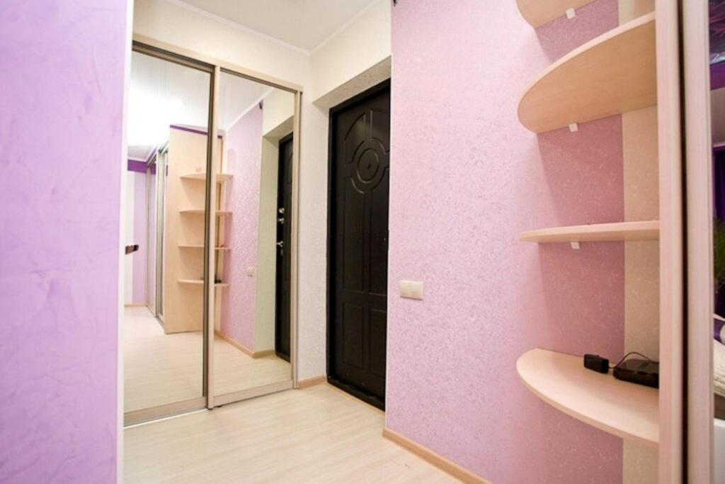 Челябинск: InnHome Apartments (ИннХоум) на улице Свободы 100
