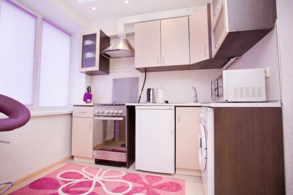 Челябинск: InnHome Apartments (ИннХоум) на улице Свободы 100