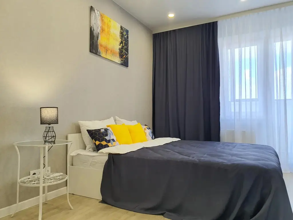 Челябинск: InnHome Apartments (ИннХоум) на набережной  Героя России С.А. Кислова 23