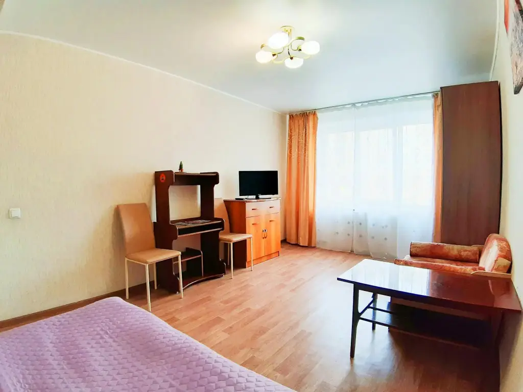 Краснодар: InnHome Apartments (ИннХоум) на улице Цвиллинга 53