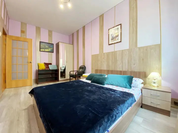 Челябинск: InnHome Apartments (ИннХоум) на улице Красная