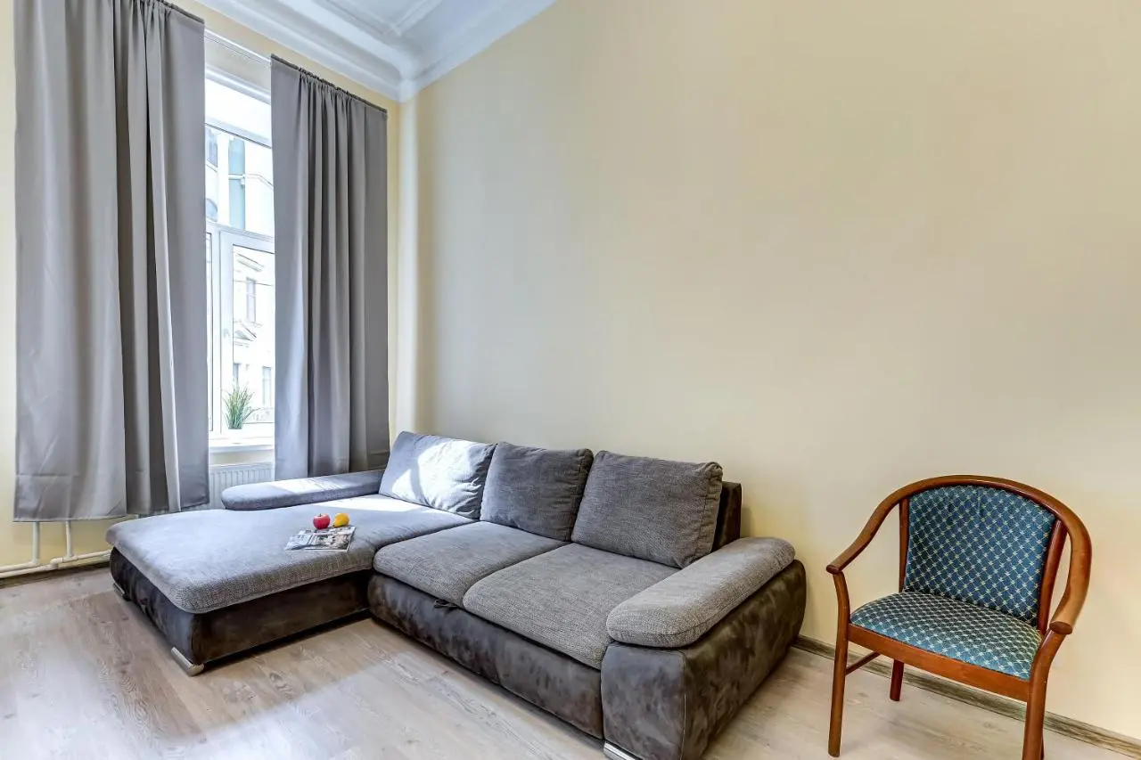Санкт-Петербург: Admiral 5BR Apartment