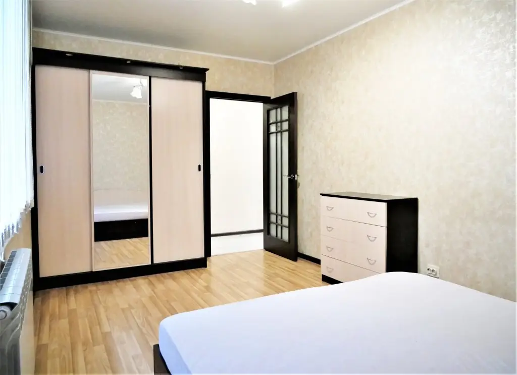 Калуга: Апартаменты Двухкомнатная Квартира в Центре Города