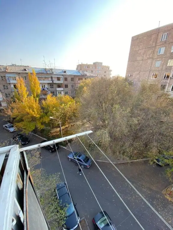 Ереван: Large cozy apartment on beginning of Komitas Ave