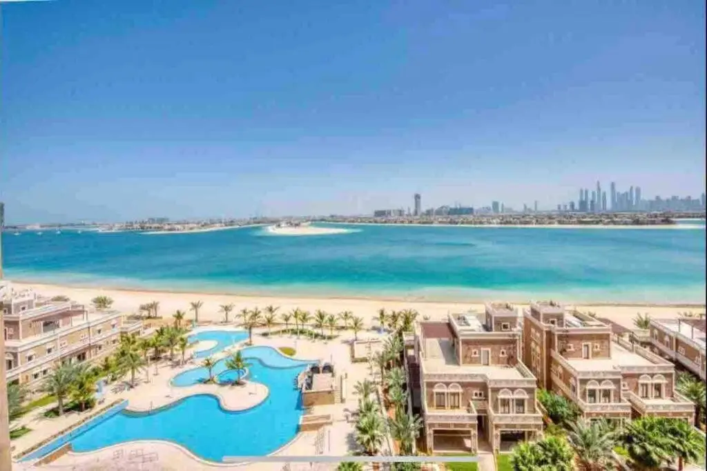 Дубай: Balqis Residense Palm Jumeirah,Pool, Beach, Top floor, Full sea view, Restaurants