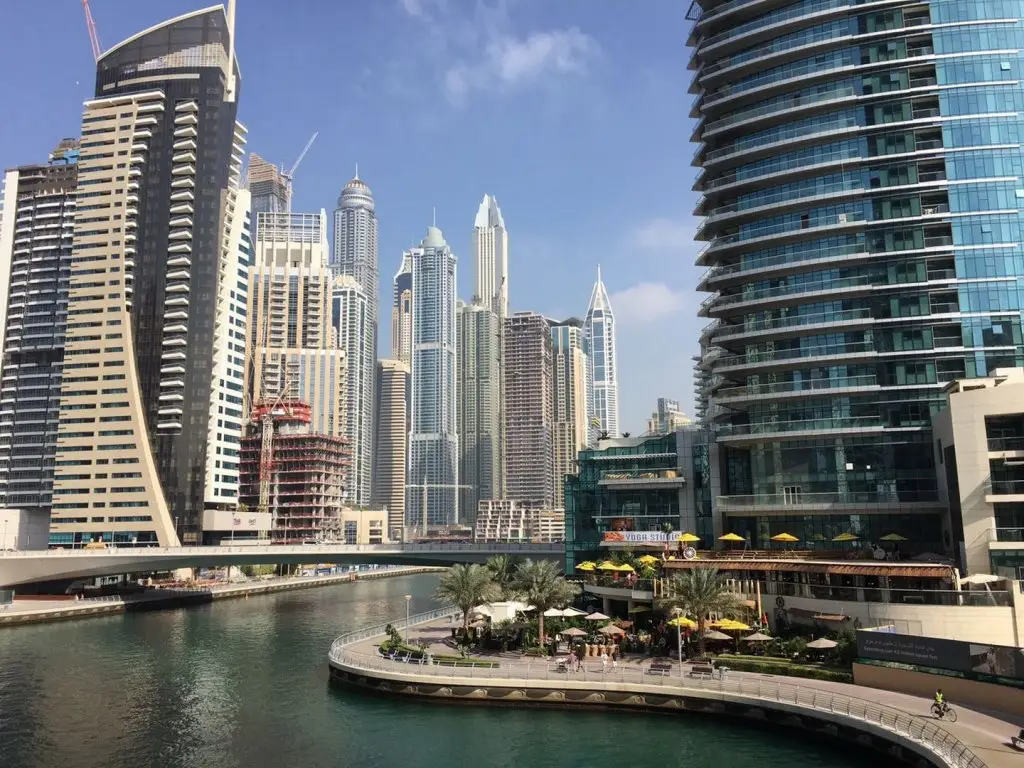 Дубай: HiGuests - Huge Apartment Close to Dubai Marina Walk