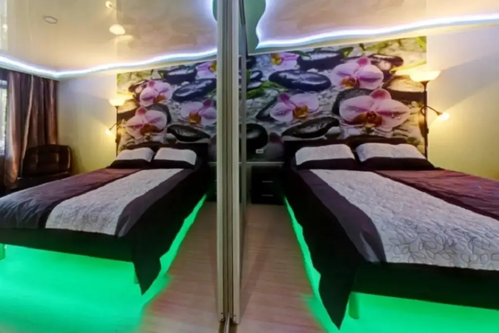 Челябинск: InnHome Apartments (ИннХоум) на улице Евтеева 6