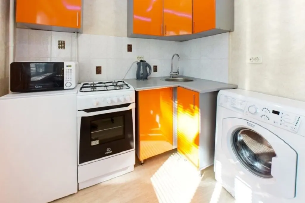 Челябинск: InnHome Apartments (ИннХоум) на улице Евтеева 6