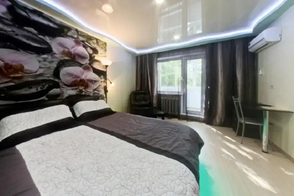 Челябинск: InnHome Apartments (ИннХоум) на улице Евтеева 6