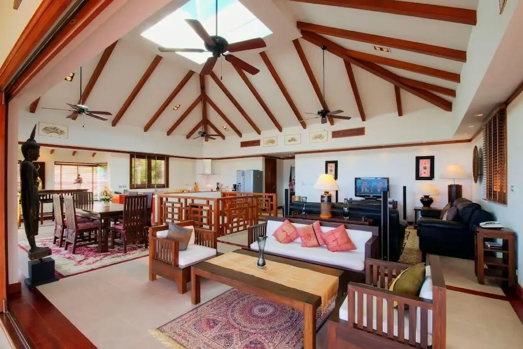 Кату: Patong Seaview Luxury Villa Penda