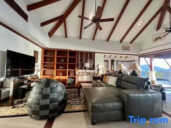 Кату: Patong Seaview Luxury Villa Penda