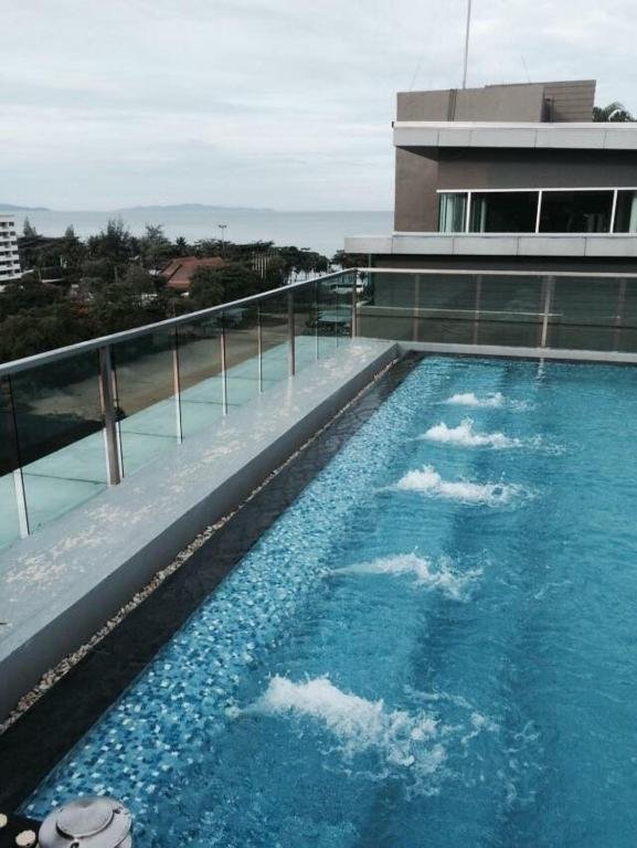 Паттайя: Gallery D Jomtien