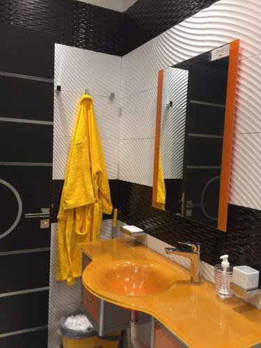 Гиза: Luxury Mohandeseen Apartment