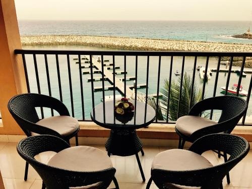Дибба: Mina AlFajer Apartments