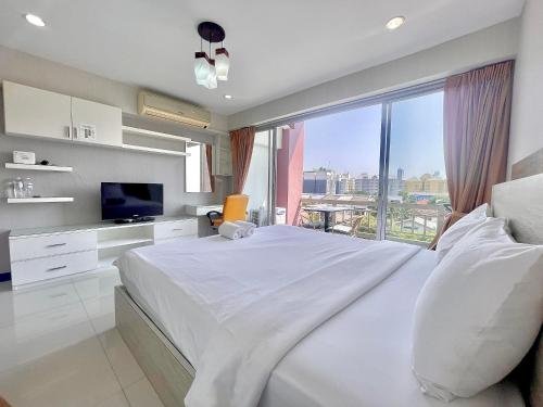 Бангкок: Modern Unit at Lumpini,Sathon by Sabai, Bangkok