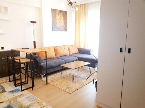 Стамбул: Istanbul Bahcesehir 2+1 Lux Residence New Airport and Akbati Mall