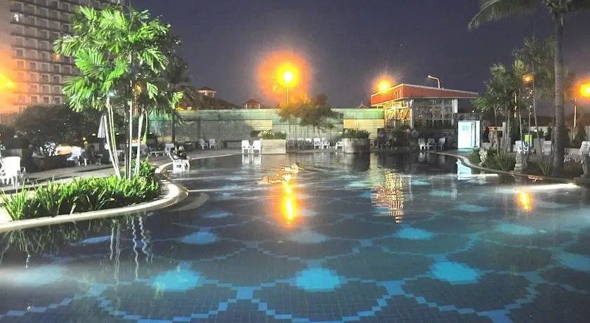 Jomtien Beach Condo by Pattaya Capital Property — фото 1
