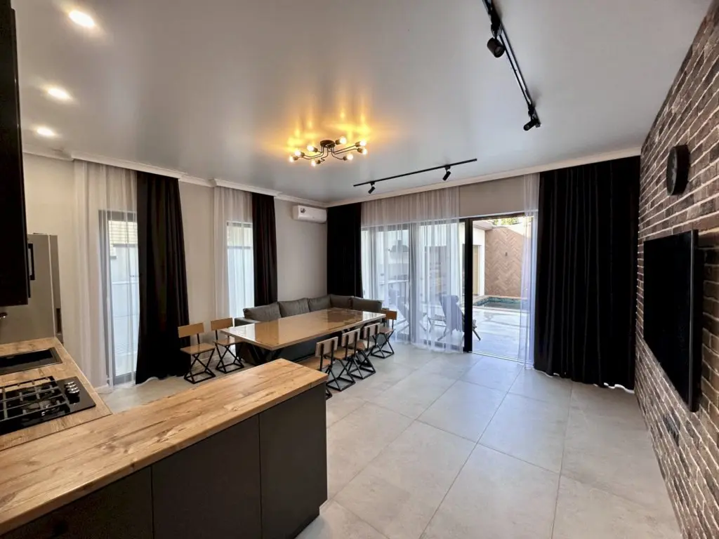 Геленджик: 399 V Tsentre Goroda Guest House