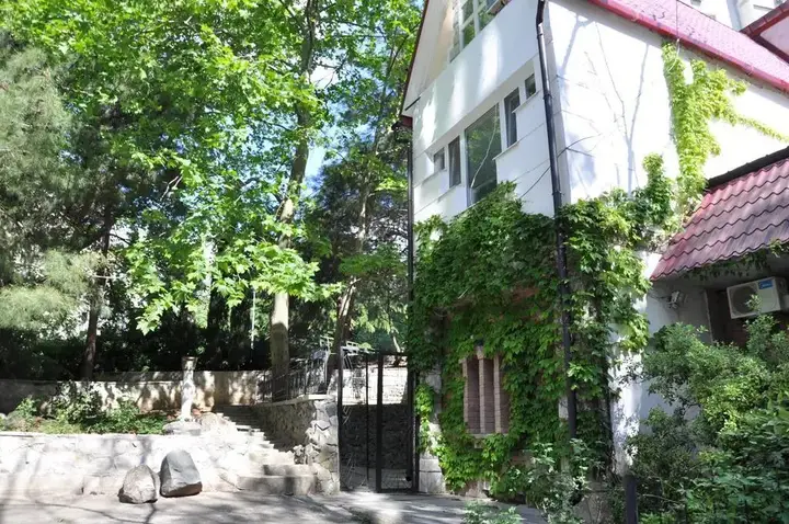 Партенит: Privat hotel