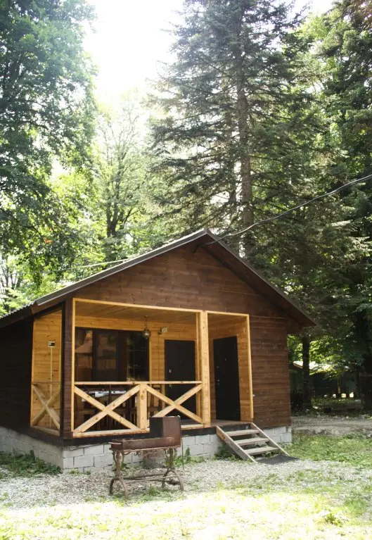 Архыз: База отдыха Forest Yard
