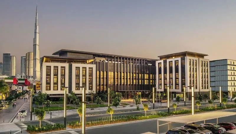 Дубай: La Ville Hotel and Suites
