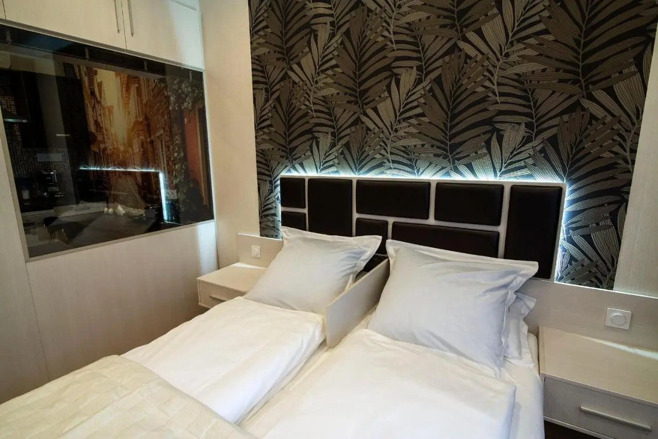 Санкт-Петербург: Apartments Salt City