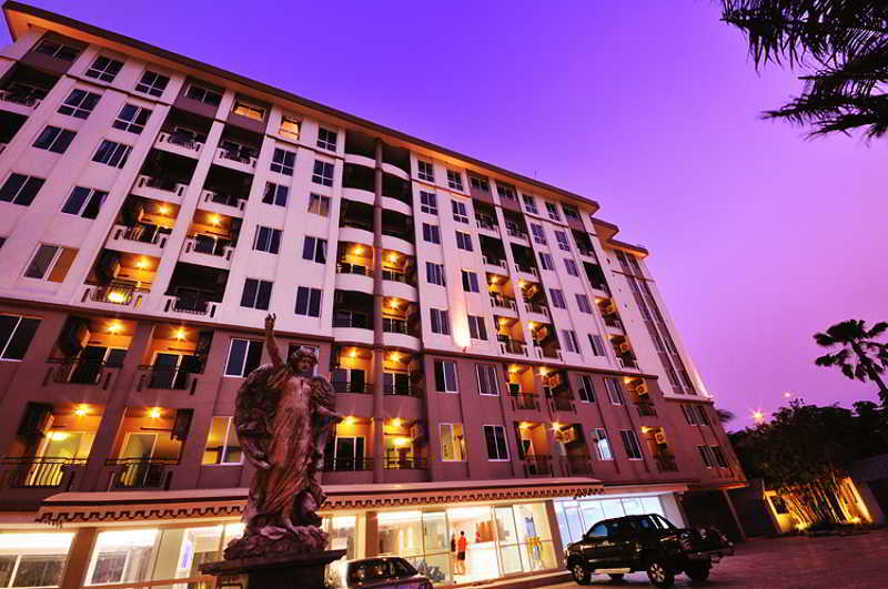 Чиангмай: The Airport Greenery Hotel