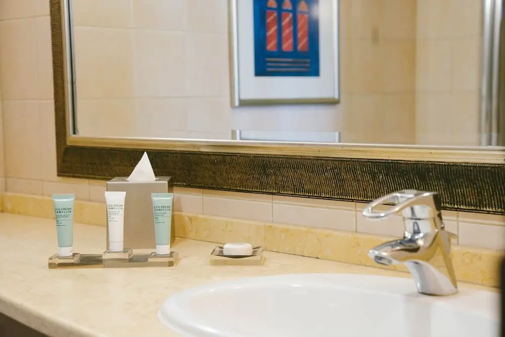 Дубай: Copthorne Lakeview Executive Apartments Dubai, Green Community