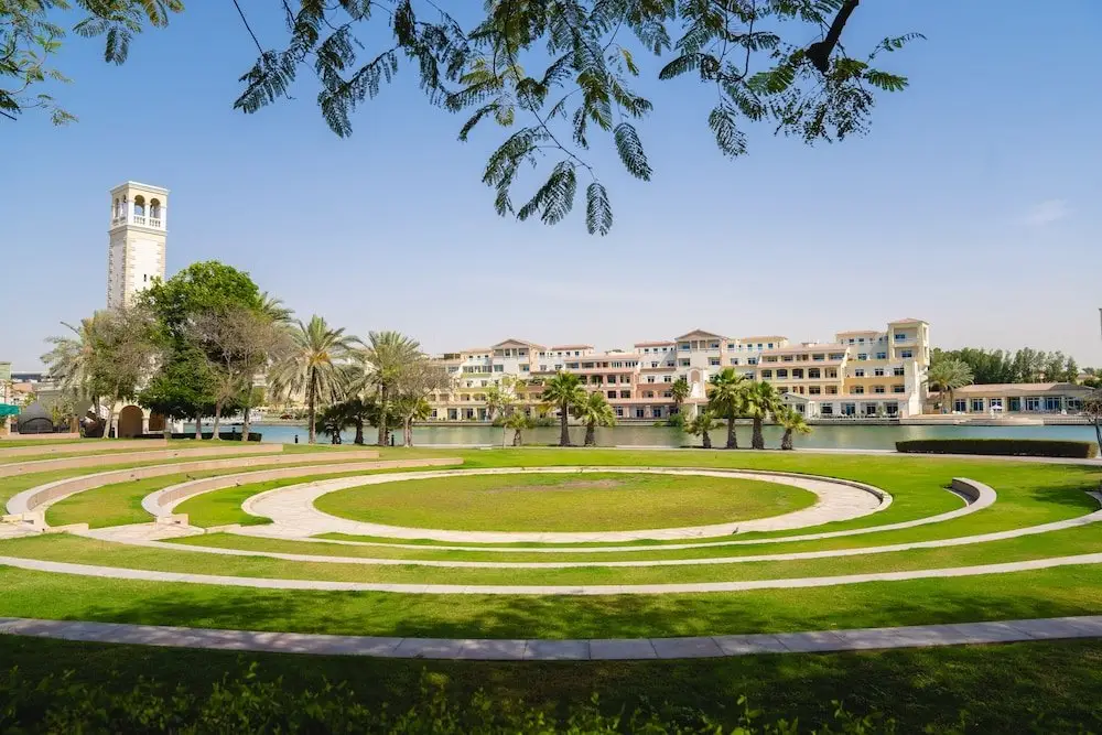 Copthorne Lakeview Executive Apartments Dubai, Green Community — фото 1