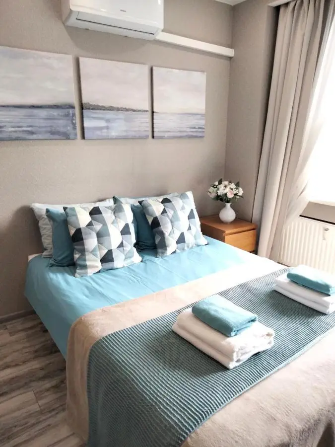 Санкт-Петербург: Lesnaya Apartment