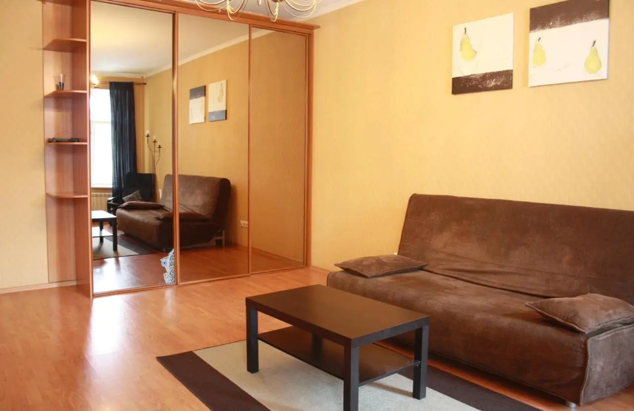 Санкт-Петербург: Apartment next to Kazan Cathedral