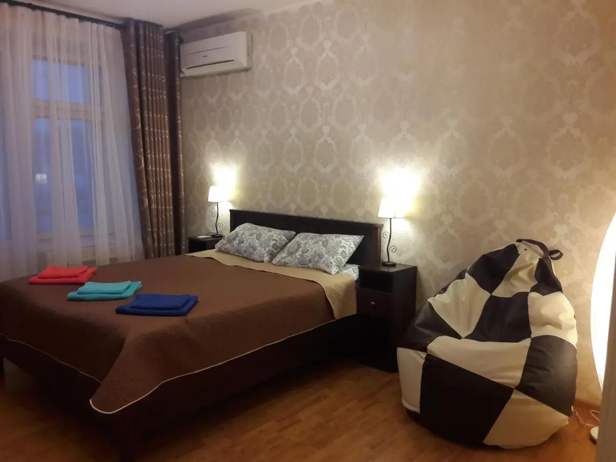 Санкт-Петербург: Apartments on Malaya Balkanskaya 26