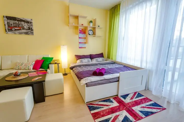 Санкт-Петербург: Апартаменты Nine Nights Apartments S-Peterburg