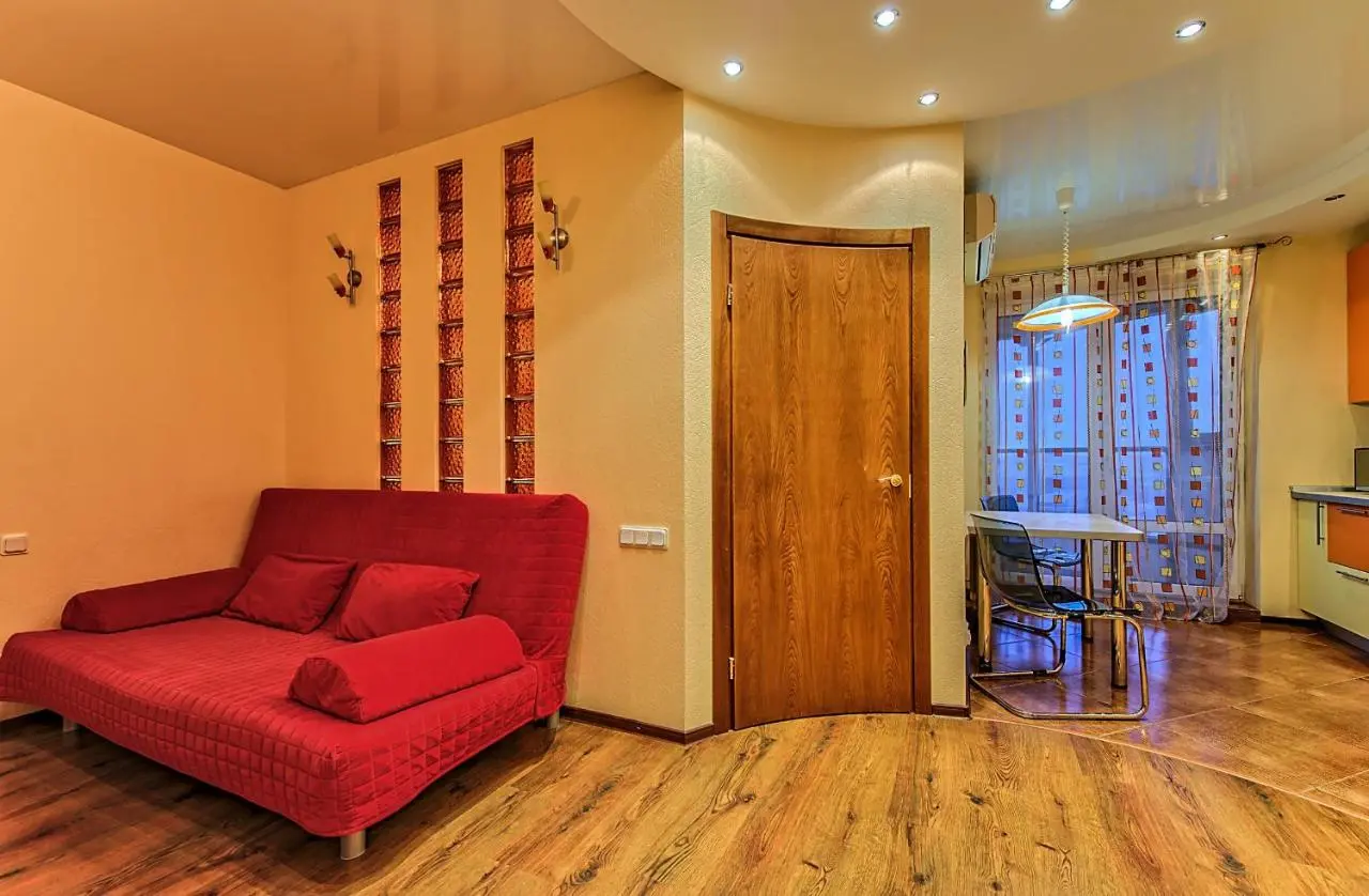 Санкт-Петербург: Sutki Rent с видом на Неву