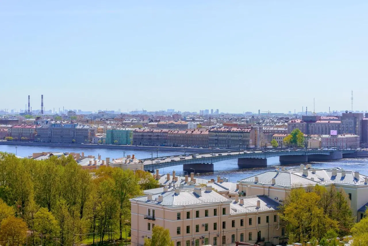 Санкт-Петербург: Sutki Rent с видом на Неву