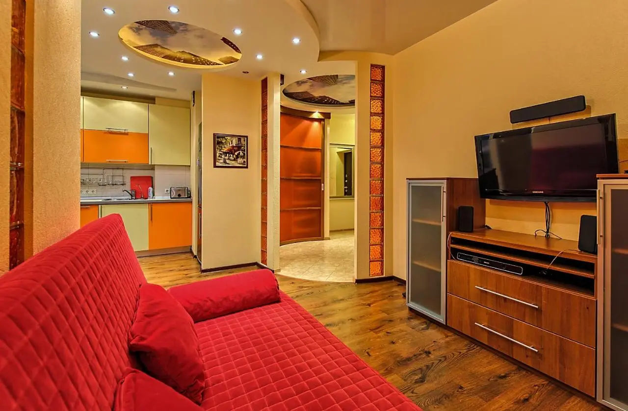 Санкт-Петербург: Sutki Rent с видом на Неву