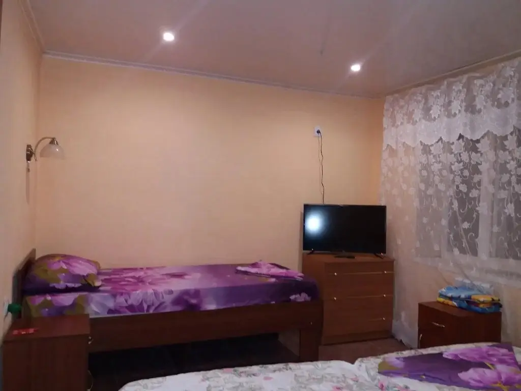 Керчь: Inn Roza Hutor