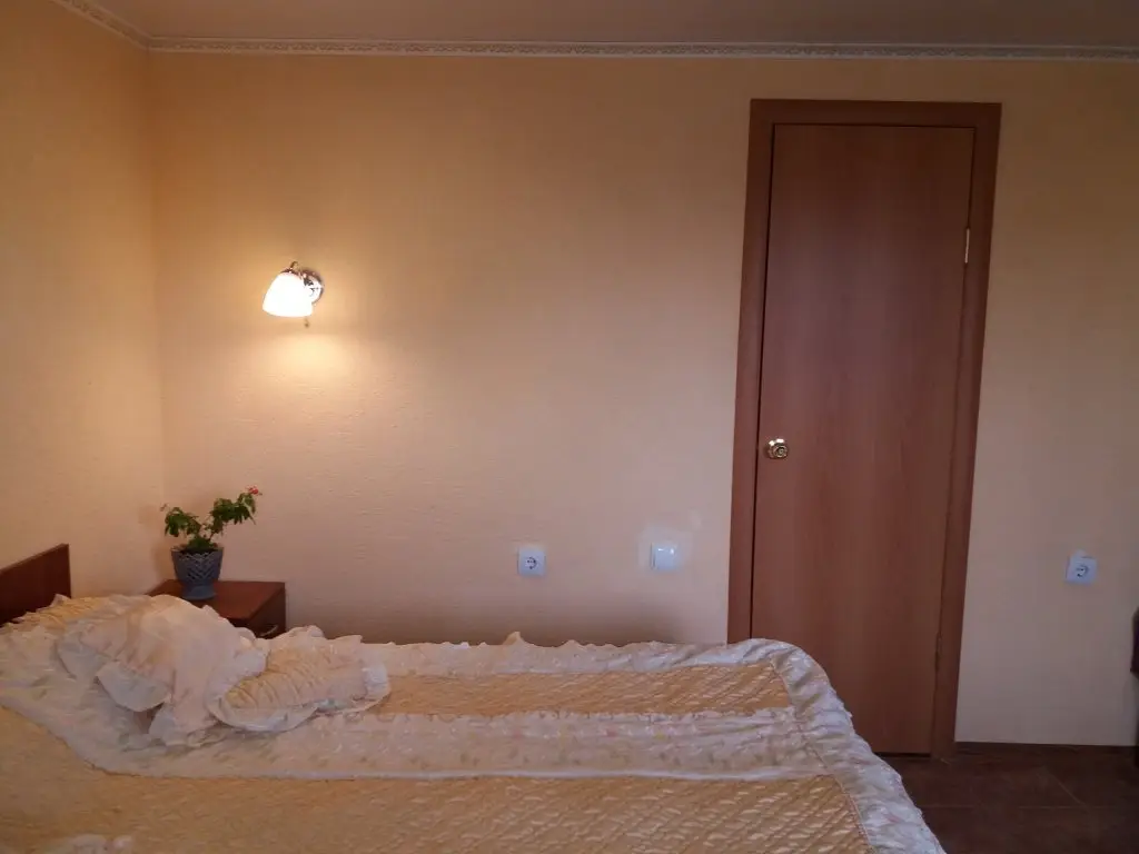 Керчь: Inn Roza Hutor