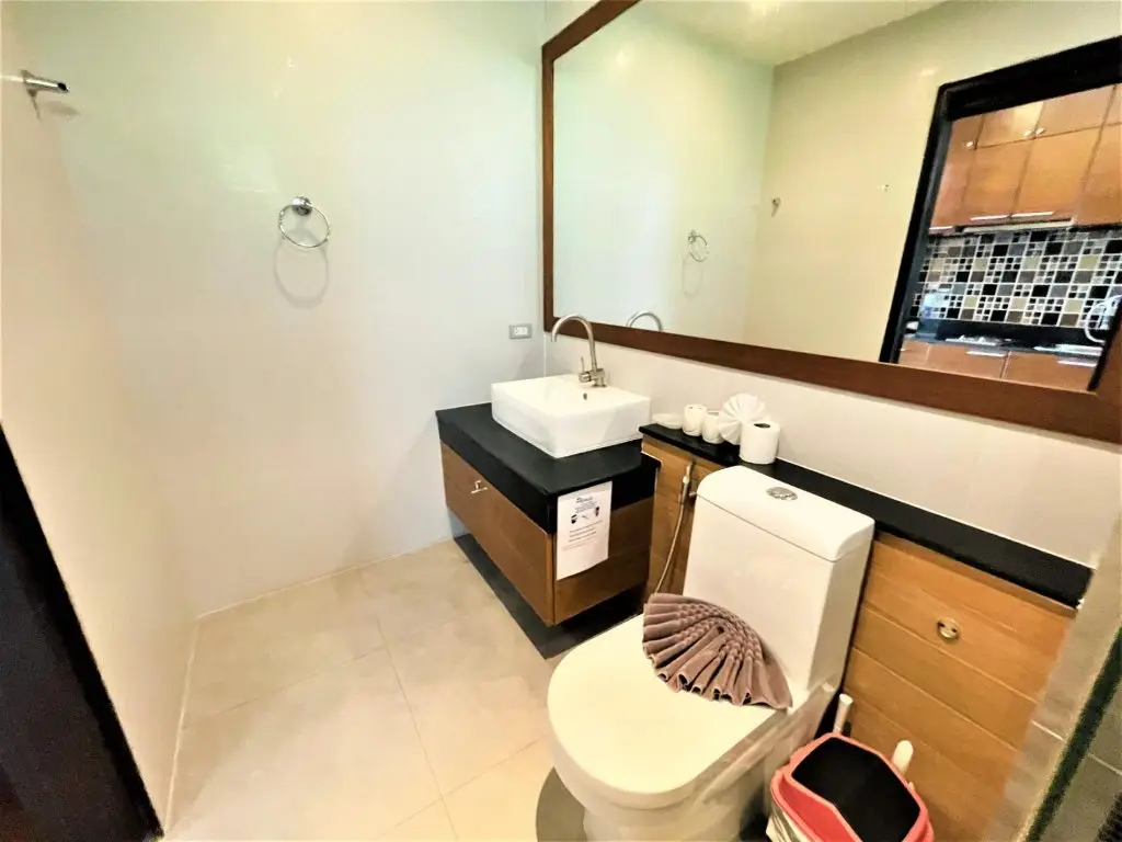 Муанг: Seaview apartment near Karon beach, rooftop pool & parking!