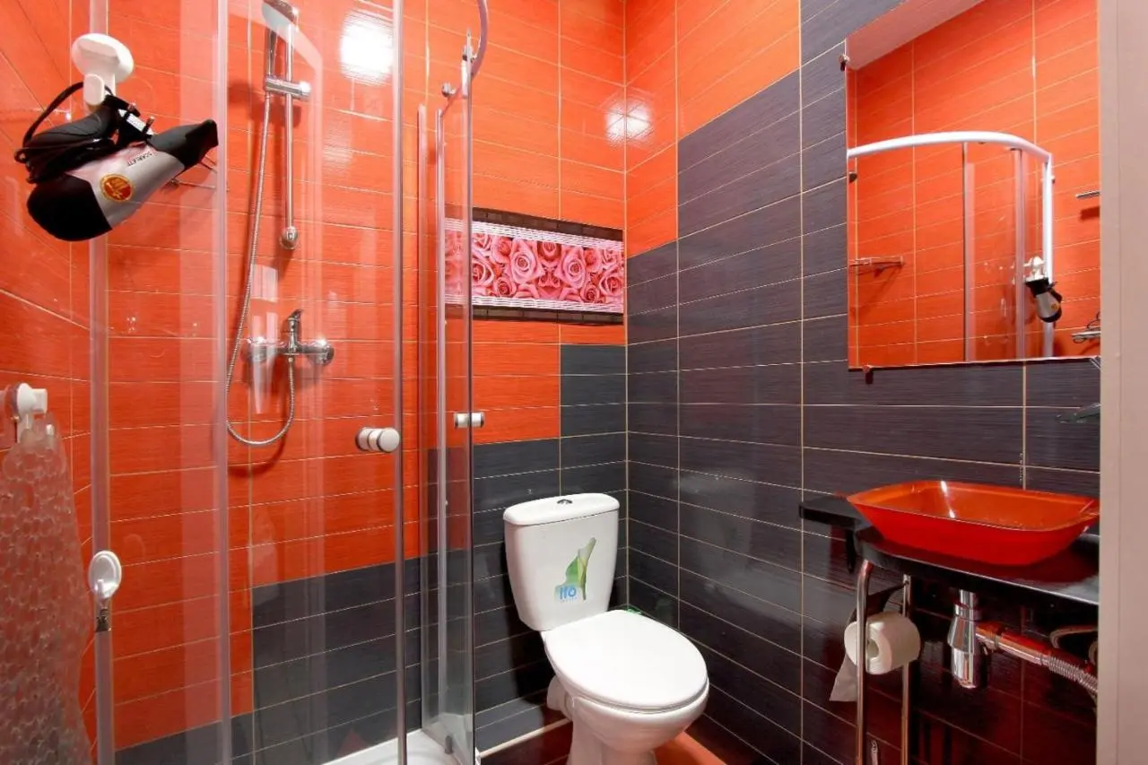 Санкт-Петербург: VPiterVdrug Studios and Apartment