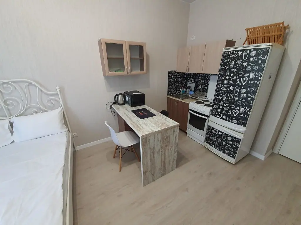 Санкт-Петербург: ApartPage Salute