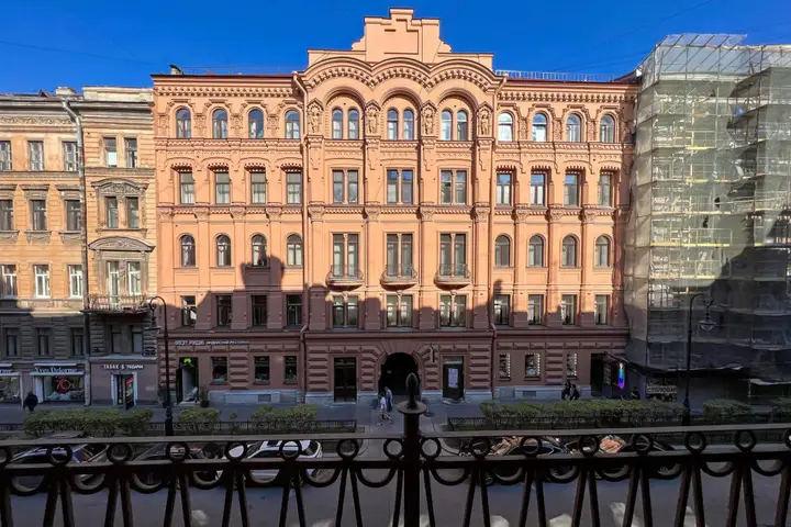 Санкт-Петербург: У Пушкина