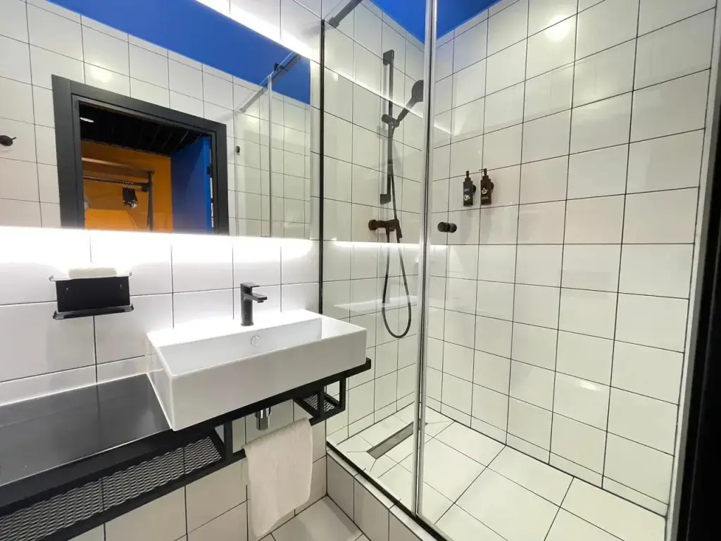 Санкт-Петербург: Apartamenty 2Nochi na ulice Ordzhonikidze 44A